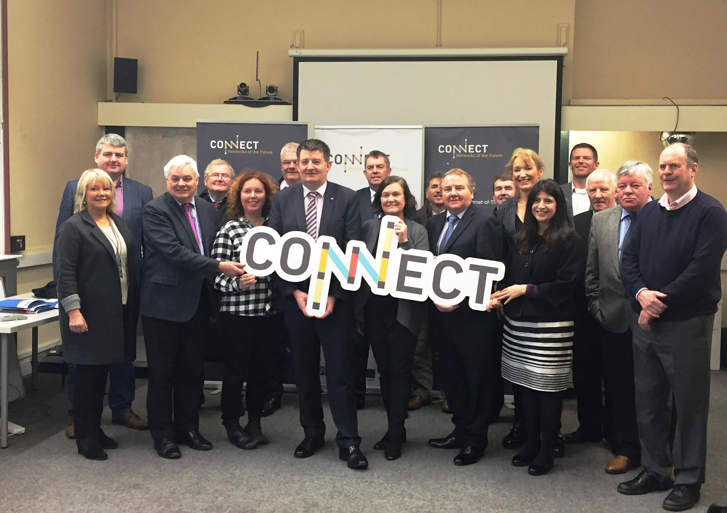Southern Regional Assembly Members on a study visit to the ERDF co-funded CONNECT Research Centre. TCD. Photo includes Prof. Linda Doyle and CONNECT staff.