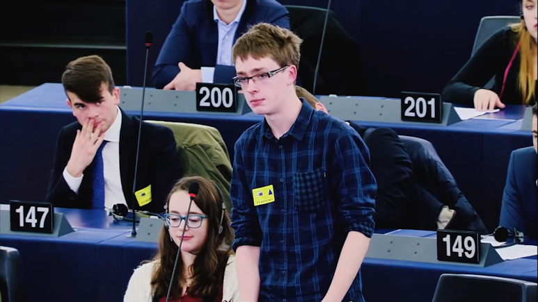 Eoghan Gethings winner of the Graduate.ie quiz.&nbsp; Credit Image - Graduate.ie