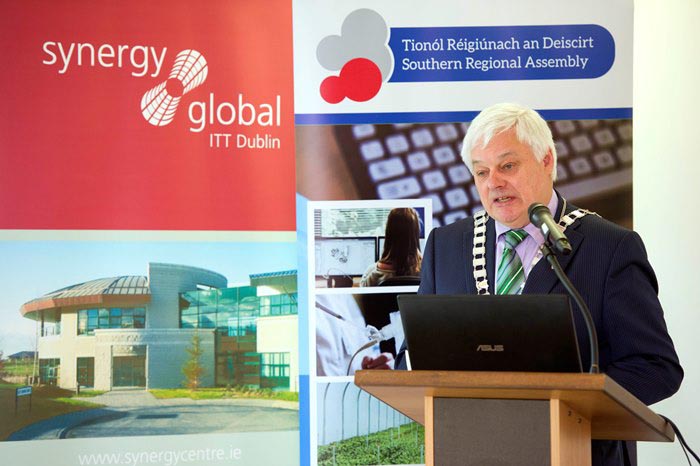 #EU in my Region Open Days Project visit to the ERDF co-funded MiCRA centre, Institute of Technology Tallaght. Cllr Frank O’Flynn, Leas-Cathaoirleach welcoming those in attendance and presenting on