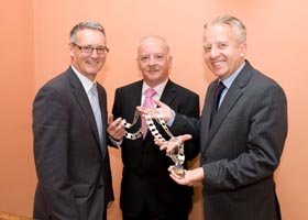 Hand over of the chain of office from Cllr. John Ryan, Cathaoirleach 2010-2011 to Cllr. Tomás Breathnach, Cathaoirleach 2011-2012 with Mr. Stephen Blair, Director, S&E Regional Assembly
