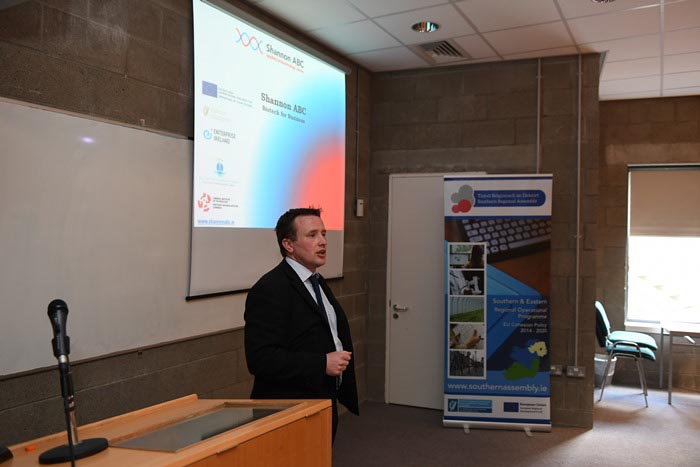 #EU in my Region Open Days Project visit to the ERDF co-funded Shannon ABC centre, Limerick Institute of Technology. Mr Tim Yeomans, Centre Manager Shannon ABC presenting on the work of the centre.